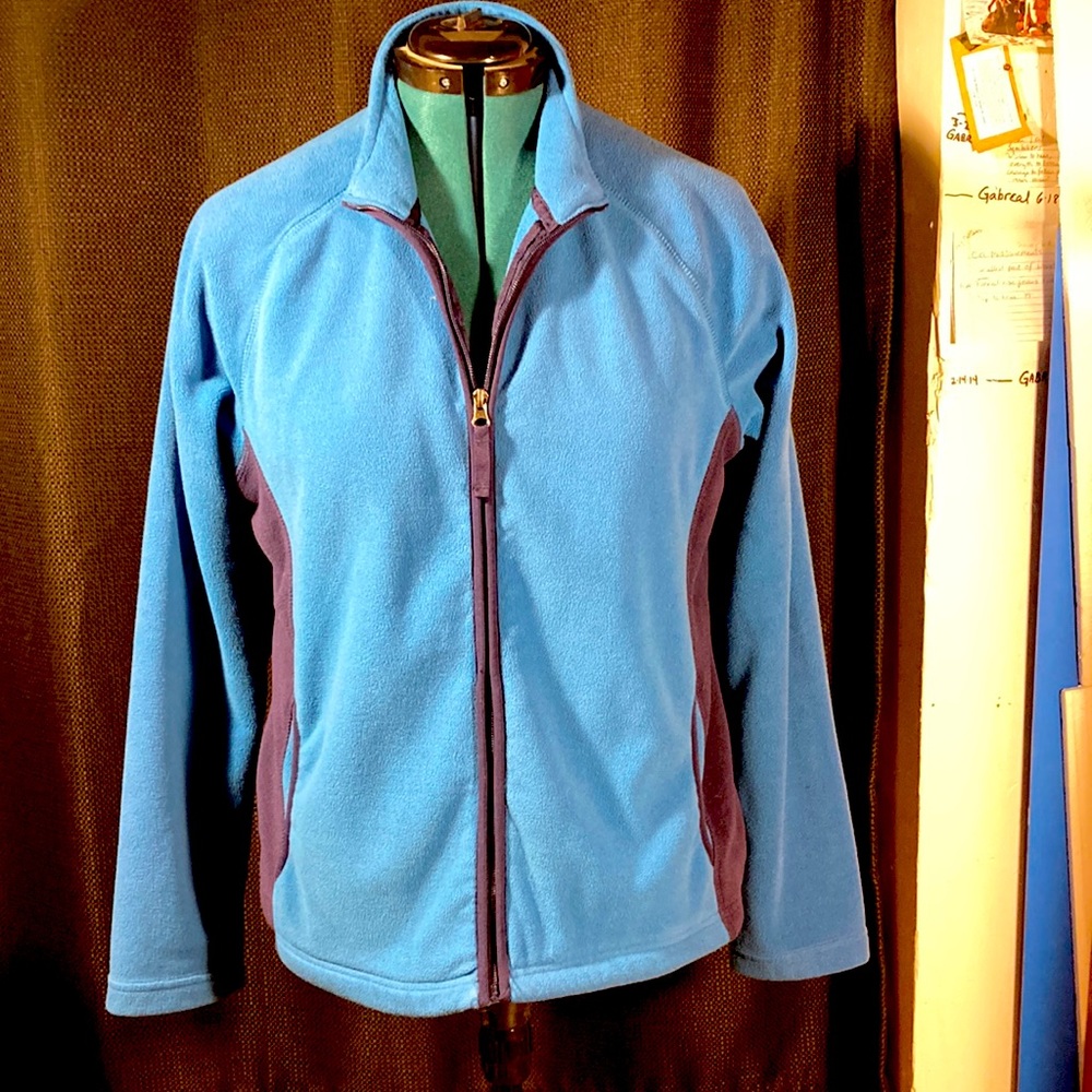 Merino XL fleece jacket.
